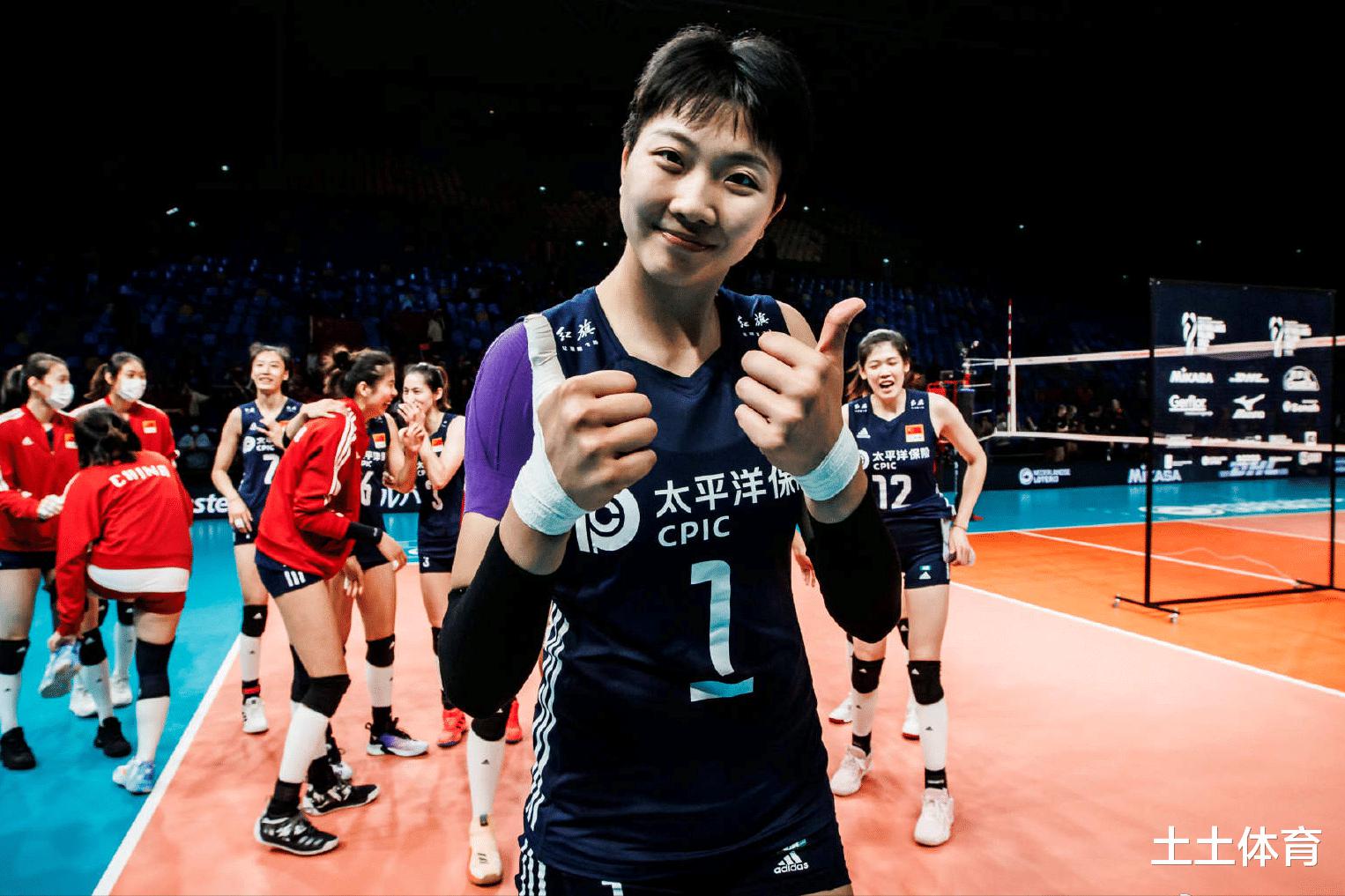 国际排联更新积分！中国女排暂居第4，欧洲冠军逼近奥运冠亚军(2)