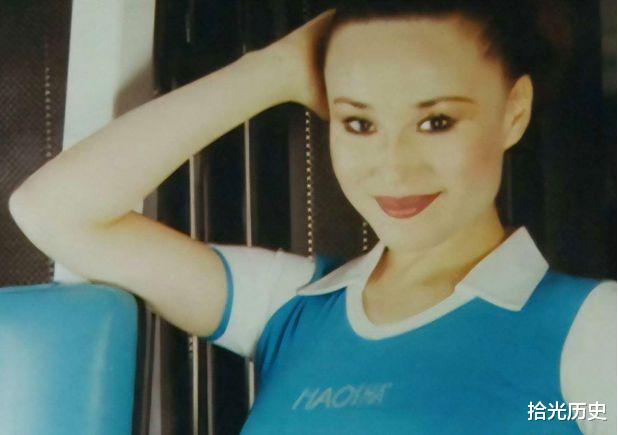 2001年，41岁的健美女皇马华突然去世，病中仍坚持上完最后一课(1)