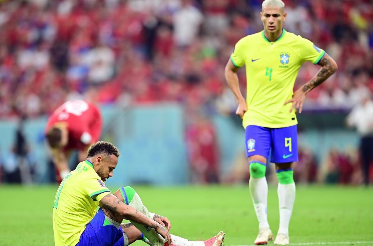 内马尔复出时间被曝光，巴西队遭重大打击，球迷吐槽：冠军没戏了