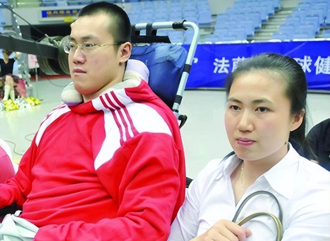 “奥运冠军”周苏红：刚结婚丈夫就瘫痪，五年后转身嫁大9岁富商(19)