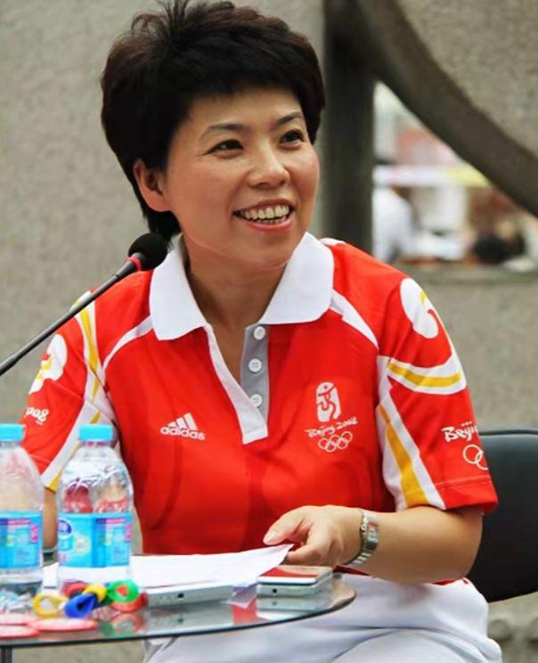 1982年，邓亚萍获得单打冠军，教练却说她不适合打球，为何？