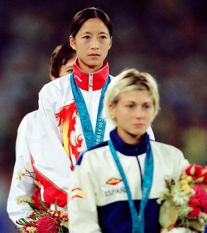 为中国夺奥运金牌却不被尊重？教练组不负责任，提前离场太过分