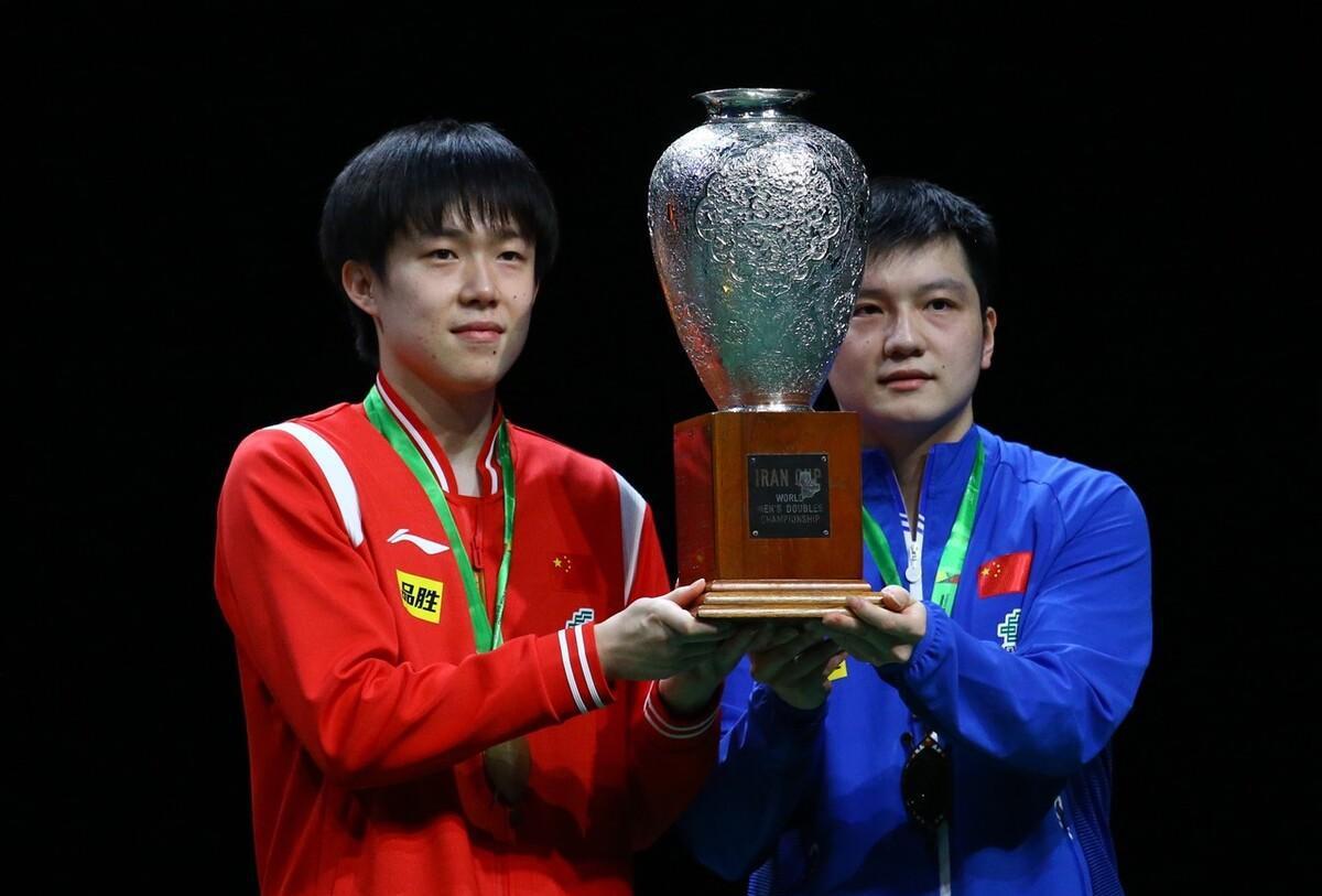 世乒赛个人奖牌榜，王楚钦占据榜首，日本一姐正式换人(2)