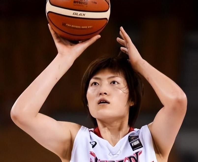 “篮球女神”王岑静：入日本籍后4次带队击败中国队，退役想回国