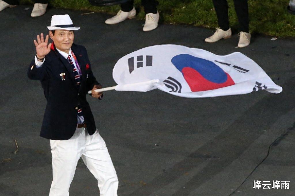 韩国40年来只有2人奥运会和亚运会都担任过开幕式旗手，他俩是谁(2)
