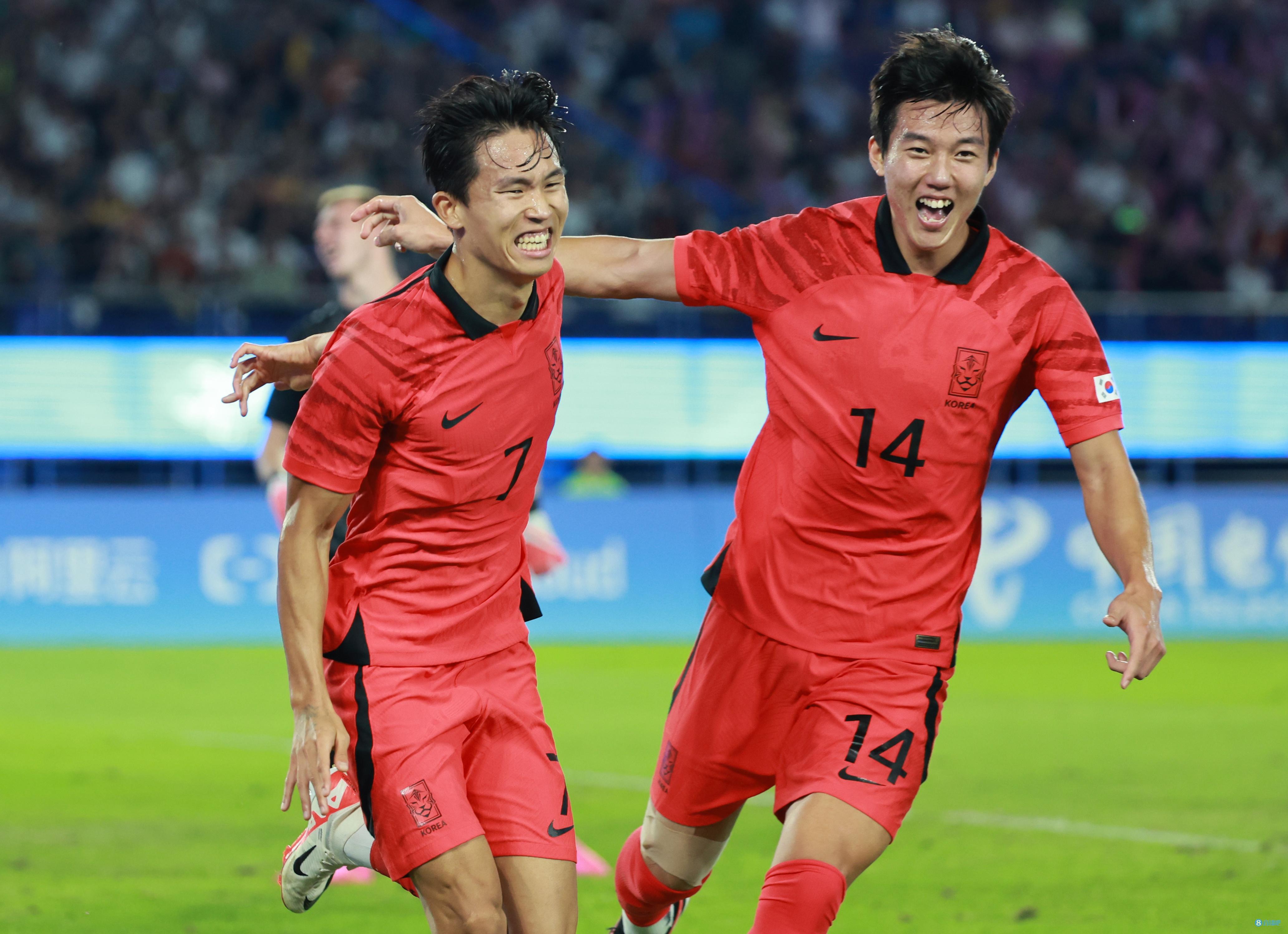 免服兵役的动力韩国亚运男足三连冠，队史第6次夺亚运会金牌
