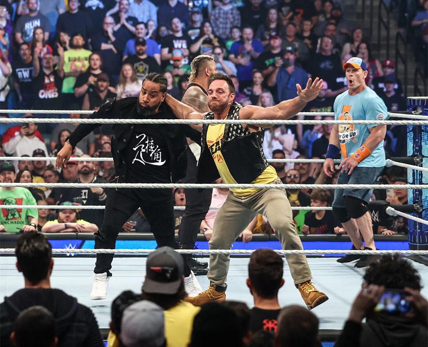 前TNA世界冠军当上SmackDown总经理，罗曼终于肯回WWE上班了(4)