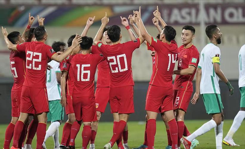 1-3！1-2！亚洲球队悲喜夜：日本败了，但仍比国足强