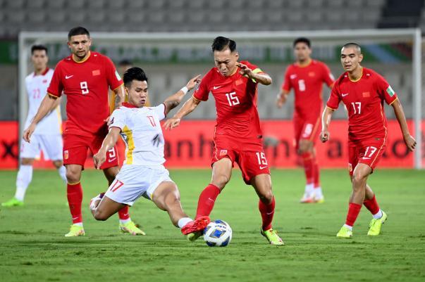 国足主场迎战韩国，强弱悬殊的比赛，国足能否在主场拿下分数？