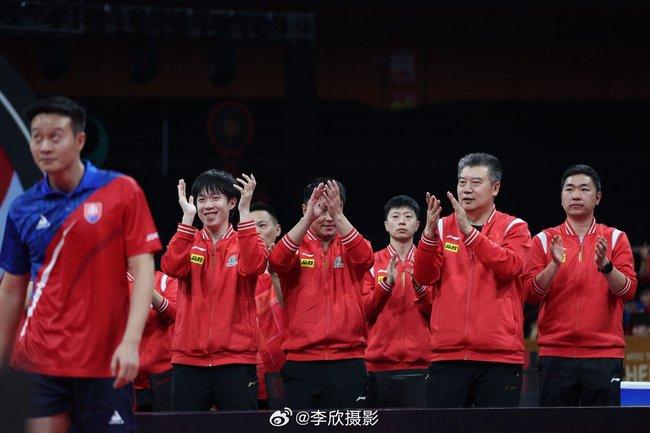 混团世界杯中国8比1斯洛伐克 王曼昱樊振东均横扫