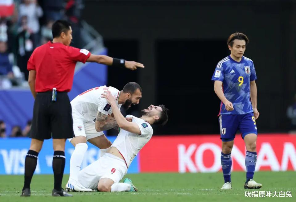 从世界杯第9到亚洲杯止步8强，日本男足神话破灭，跟马宁有关系吗(2)
