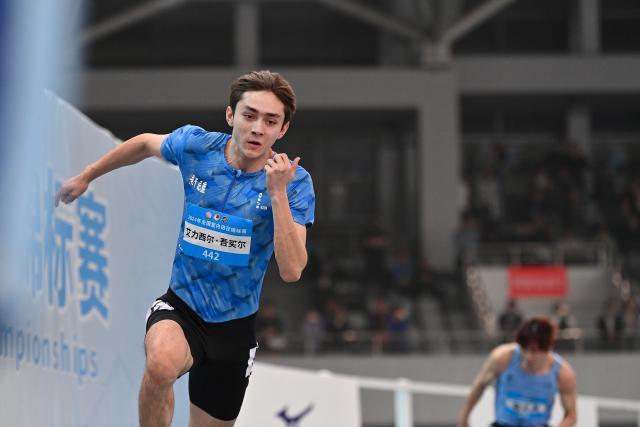 20天内两破全国纪录 17岁小伙成中国400米第一人(1)