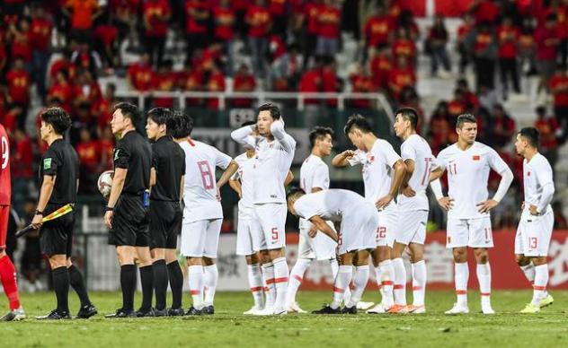 里皮愤然宣布辞职引发热议，足球大V：你对中国足球没有任何尊重(1)