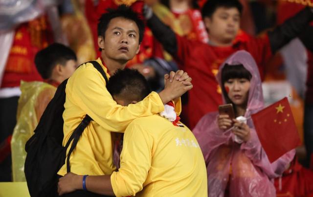 一场失利五个输家！中国足球该迈向何方？(5)