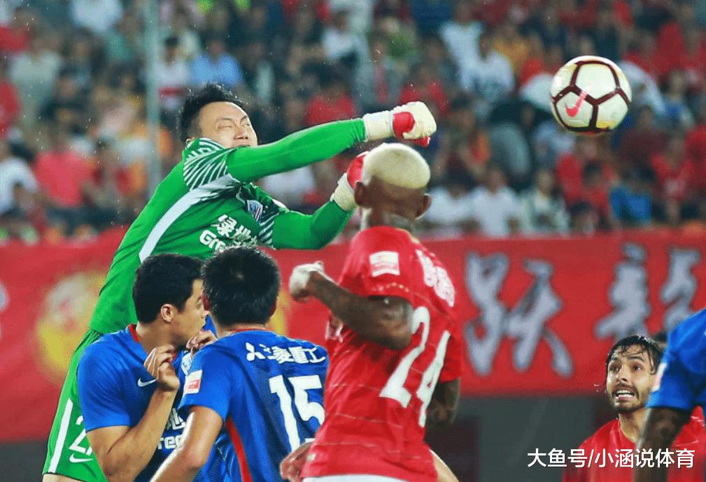 2019赛季，中超广州恒大3：0上海申花，八夺中超冠军(6)