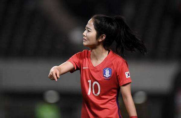 中国女足迎不利消息，最大对手7球狂胜，或与韩国队争奥运席位(4)