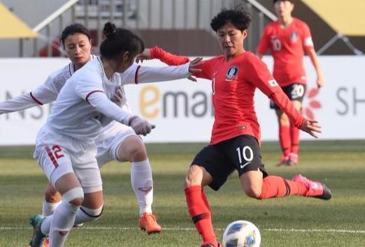 中国女足对手公布集训名单：4大海归缺阵，附加赛首回合坐镇主场(2)