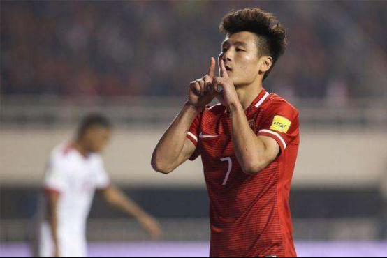 中国足球的希望之光，武磊成功的背后，告诉你没有放弃二字(3)