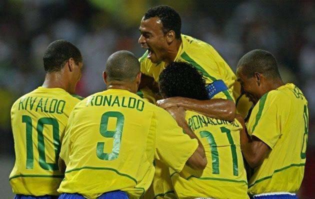 深度解析：六七成实力就够！巴西3R是世界杯足球史的最强组合？(17)