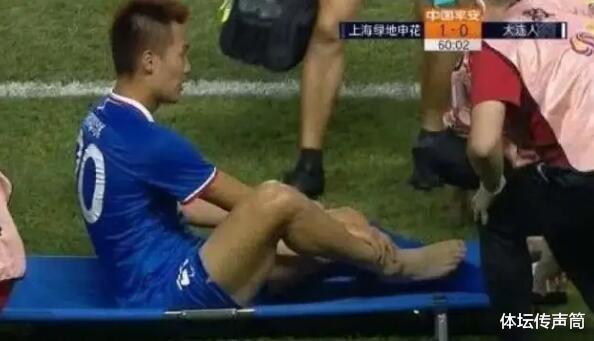 横扫中超的韩国进攻巨人倒下了！韩媒心疼他，或赛季报销，主教练最担心(3)