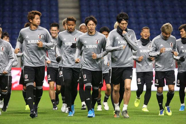 真眼馋啊！日本男足将组成历史性阵容，大名单全选旅欧球员