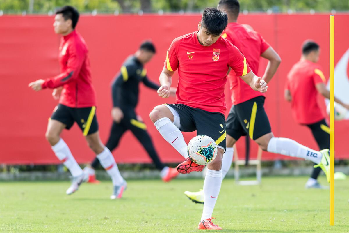 多图流：中国男足国家队上海集训第六日(8)
