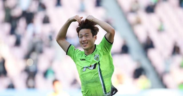 鲁能有意引进韩国最佳中场，曾是K联赛助攻王，有望成新日科夫(2)