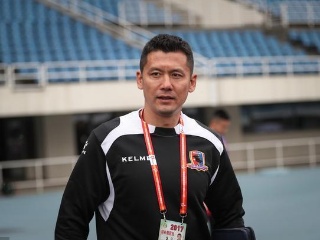 “男足五大联赛第一人”杨晨担任U16主教练，他的年薪有多少？(6)
