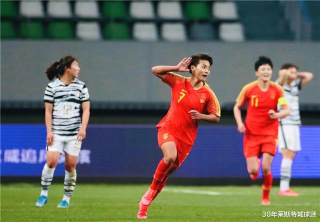 韩媒真不是东西！输给中国女足又搞小动作，中国球迷跟着嘲讽男足(2)