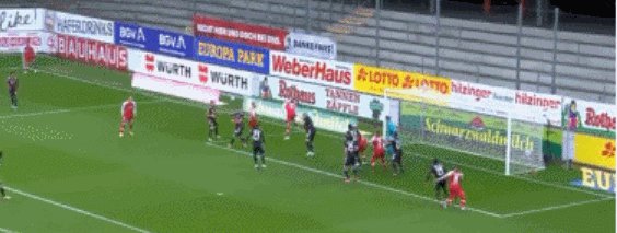 【德甲】莱万进球平纪录 拜仁客场2比2弗莱堡(3)