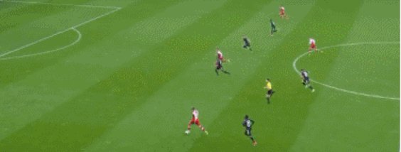 【德甲】莱万进球平纪录 拜仁客场2比2弗莱堡(5)