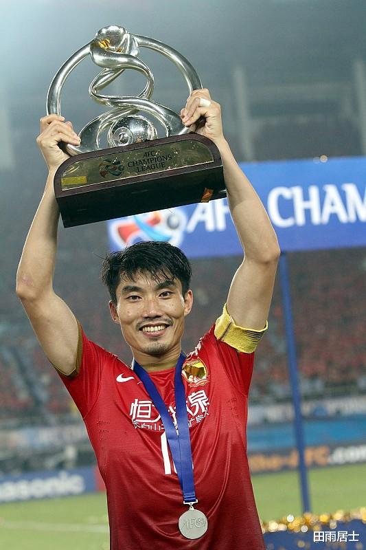 对中国足球而言，郑智是毒瘤，还是英雄(9)
