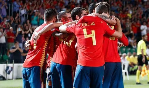 友谊赛：葡萄牙VS西班牙，西班牙新老交替，C罗虽老尚可一战(4)