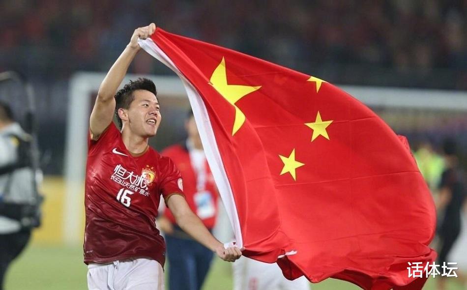 7年的恒大功勋，战功显赫！如今再谈中国足球，为何仅剩一脸苦笑？(8)