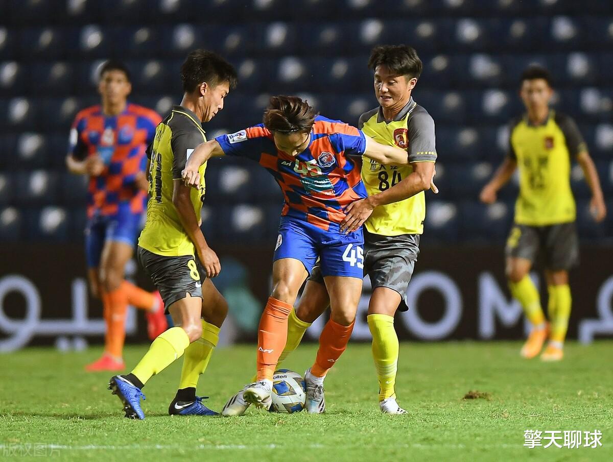 0-3！广州恒大遭遇两连败，亚冠输给泰国球队，球迷质疑声一片(2)