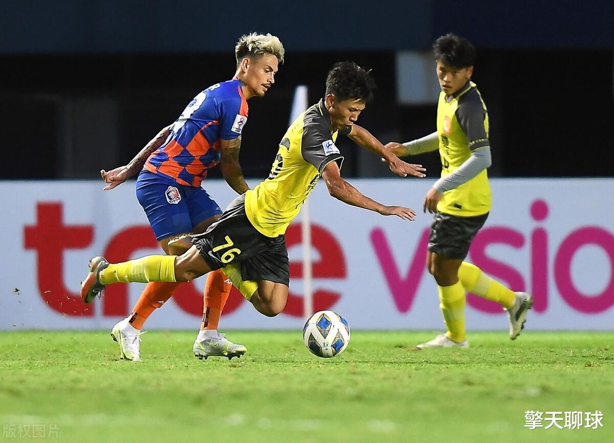 0-3！广州恒大遭遇两连败，亚冠输给泰国球队，球迷质疑声一片(3)