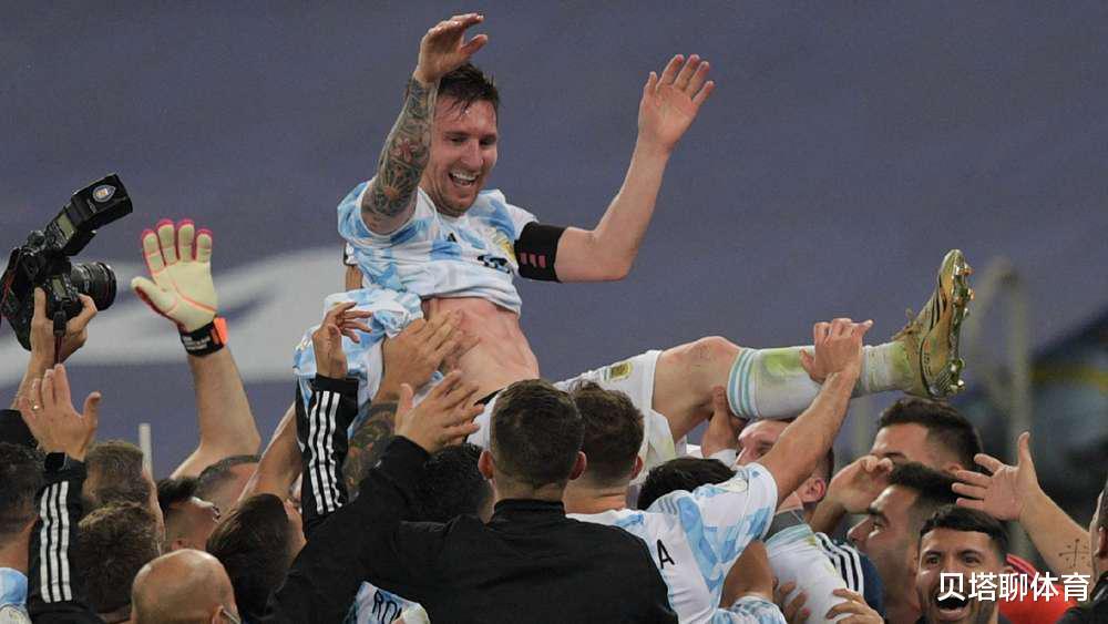 0-1太假了！裁判担心阿根廷被绝杀？最后几秒，巴西反击被吹没了(1)