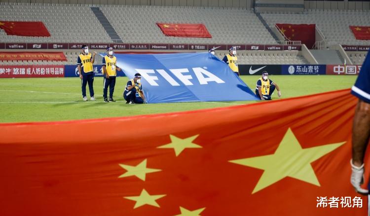 反转！中国足球传来重磅坏消息：重创李铁，冲击世界杯蒙上阴影(2)