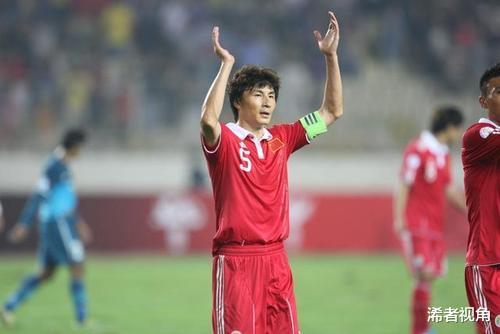国际足联最新官宣！前国足队长收到好消息，中国足球成最大赢家(1)