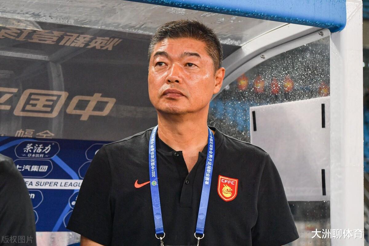 昨天9点！中超传出消息：中国足协“蠢蠢欲动”，盯上河北队教练