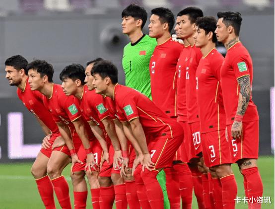 中国足球的未来太渺茫，机制本身就有问题，李铁的责任必然是有的