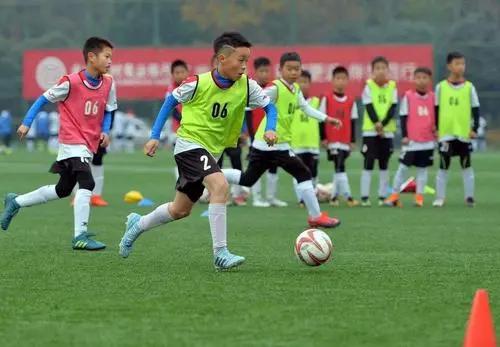 金元足球救得了中国足球吗