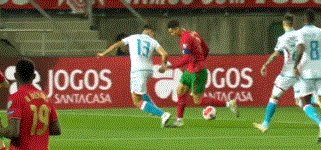【世预赛】C罗两点射+帽子戏法 B费传射 葡萄牙5比0(5)