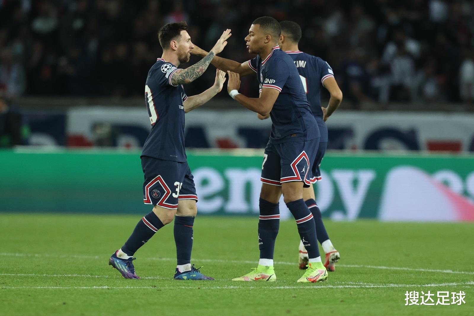 欧冠3-2逆转！梅西拯救巴黎：6分钟2球+勺子点球，创2大历史纪录