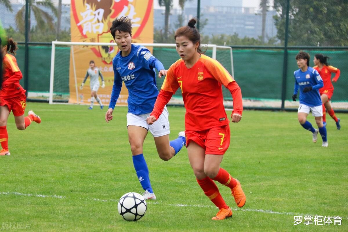 武磊羡慕吗？中国女足留洋新星在葡萄牙联赛戴帽，助球队7球大胜(2)