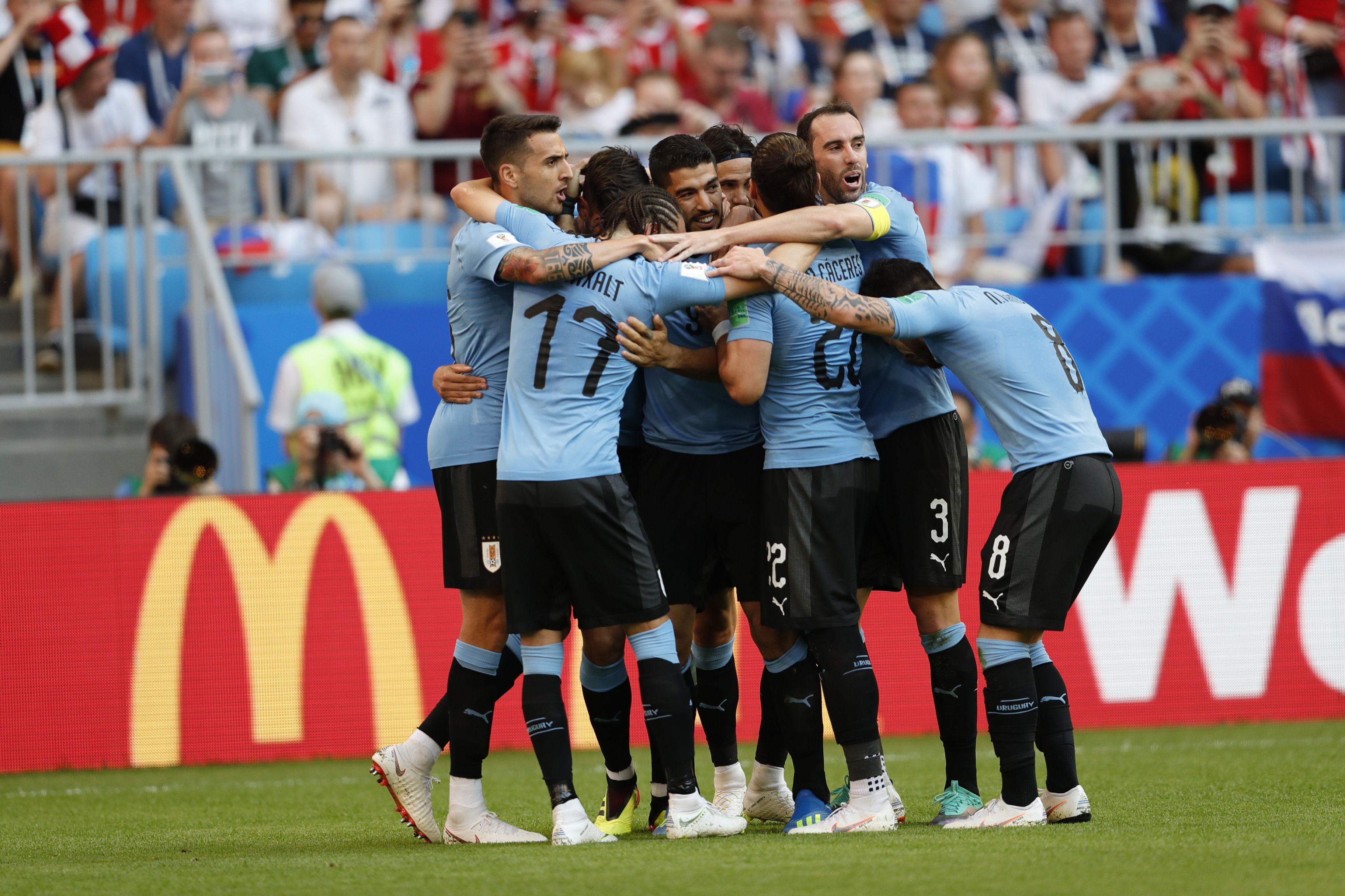 世预赛乌拉圭vs阿根廷‍‍：乌拉圭出线成疑阿根廷派小将迎战送分？(2)