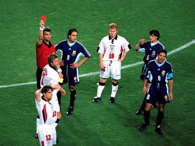 98世界杯是8090对足球的初恋时刻，哪些瞬间让你记忆犹新？(3)