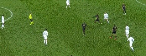【法甲】梅西中柱 姆巴佩替补补时助攻 巴黎客场平