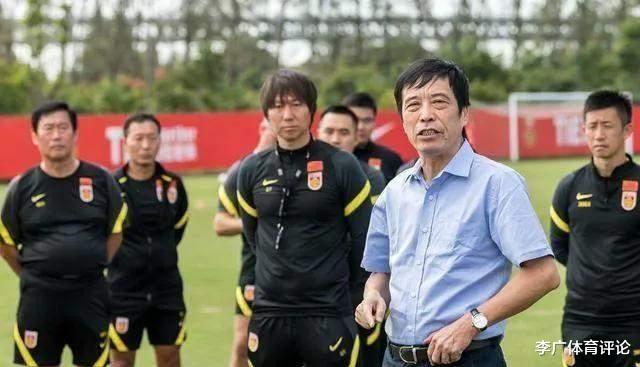 中国足球的新集体留洋，为什么说会和健力宝队一样无果而终(6)