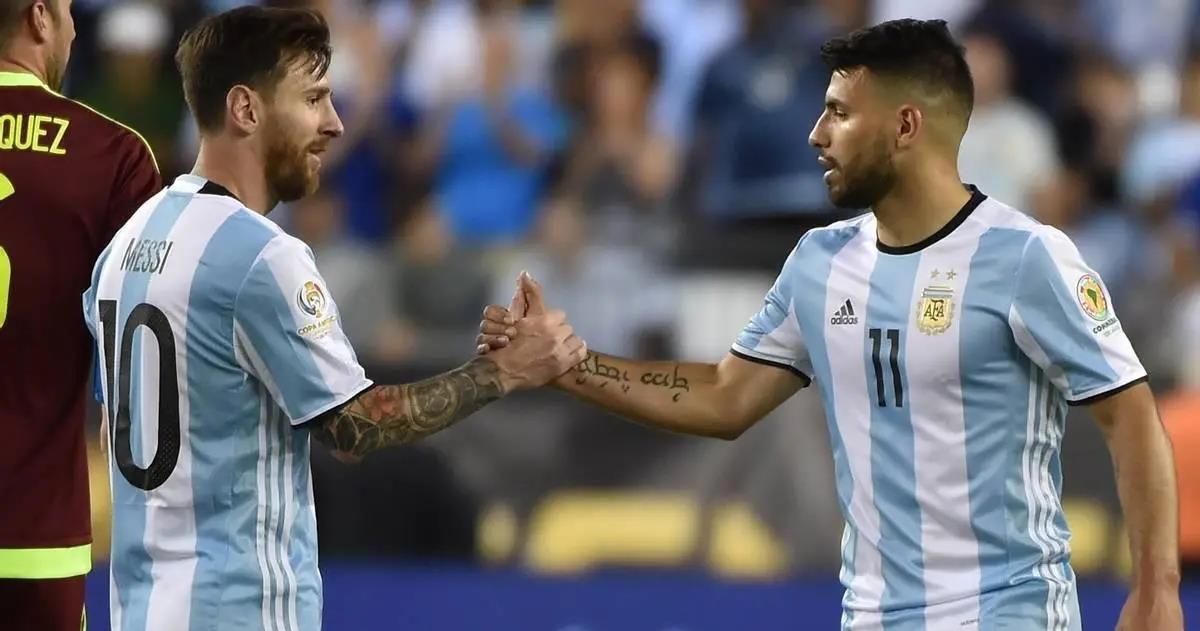 阿奎罗复出！携手梅西出征世界杯，阿根廷巨星再次回到赛场上！(1)